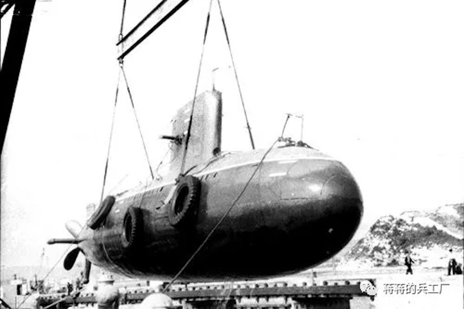 China's First Advanced Submarine Type-032 1958