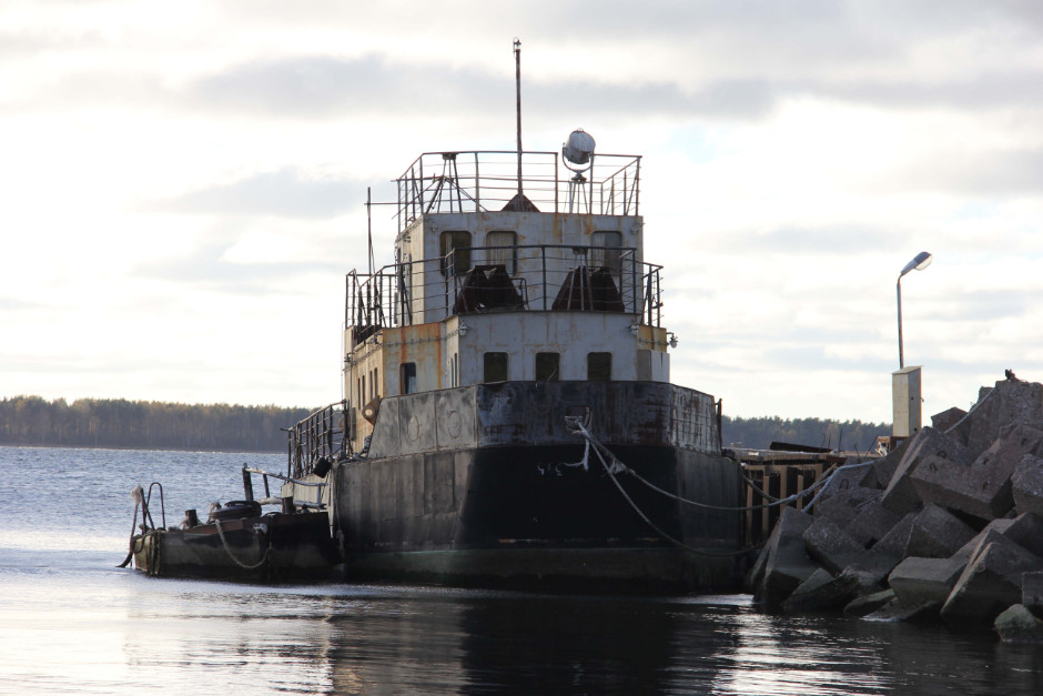 Carmon-18 midget sub