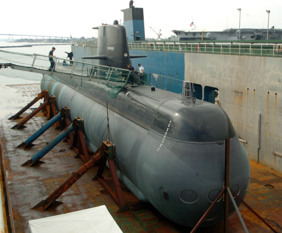 Fredrik Granholm’s Porpoise 1,000 ton submarine Concept- Covert Shores