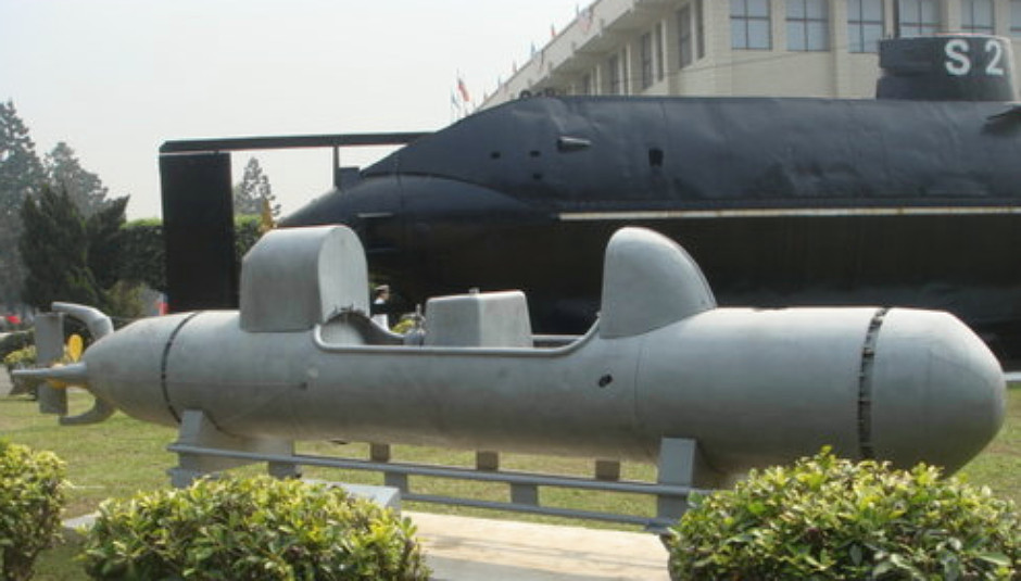 Taiwanese Special forces midget-submarine