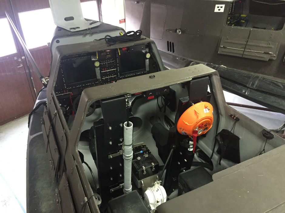Spain's SAES Limpet Naval Mine (MILA) on board SEAL Carrier SDV