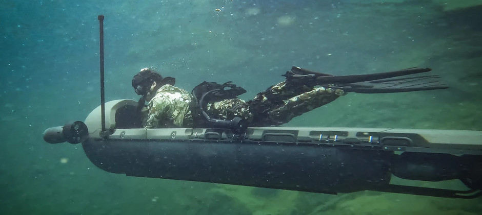 Jetboots  UNDERWATER DIVER PROPULSION SYSTEM