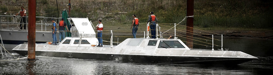 Special forces semi-submarine